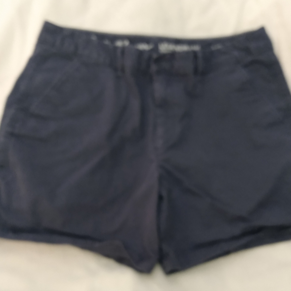 Eddie Bauer Legend Wash ladies shorts....size 12